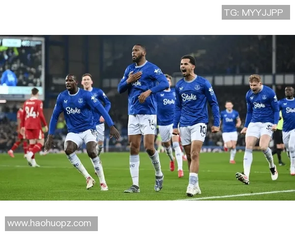 西汉姆联队主场迎战埃弗顿队期待精彩对决与激烈竞争