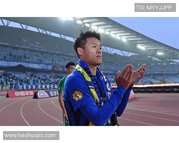 仿效石柯？上海海港铁卫李昂有望自在身加盟山东泰山